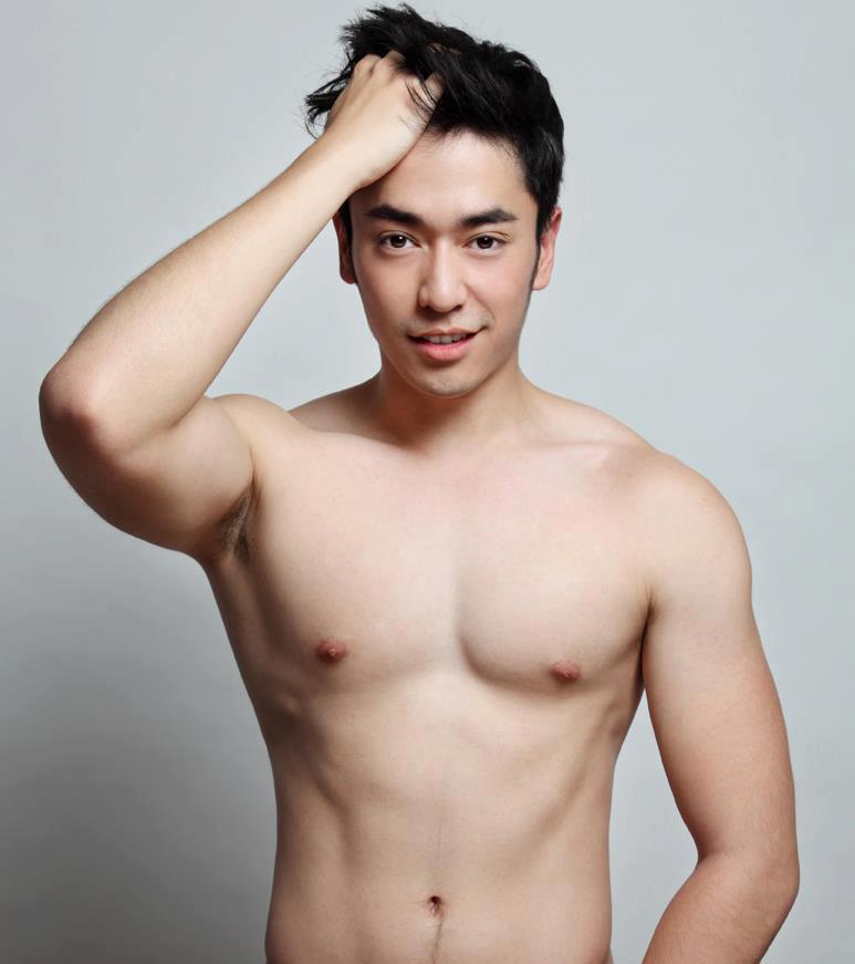 หนึ่ง  สอง  สาม  แช๊ะ!!  ผู้ชายโพสต์ท่าถ่ายแบบครับ @บารวี 84
