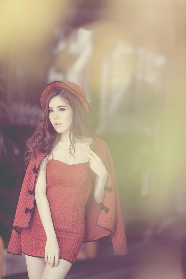แคทตี้ แคทเธอรีน ลี สาวน่าเจี๊ย ร่างเล็ก