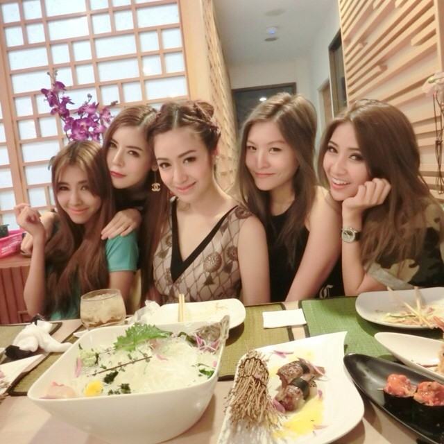 แคทตี้ แคทเธอรีน ลี สาวน่าเจี๊ย ร่างเล็ก