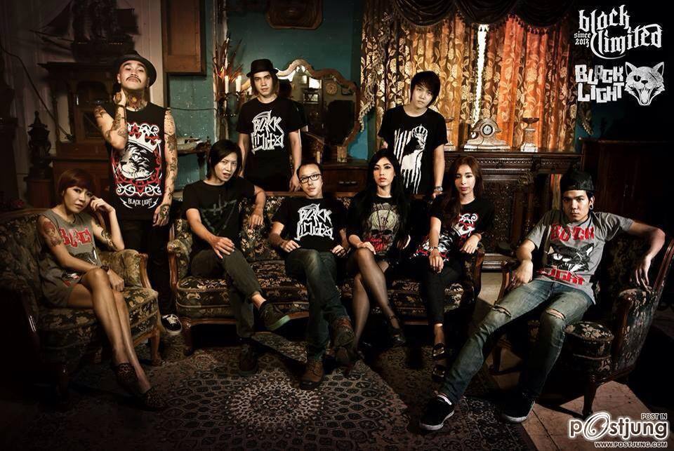มือกีต้าร์สุดหล่อ น่ารัก จากวง เอทฟลอร์ "8thfloor"