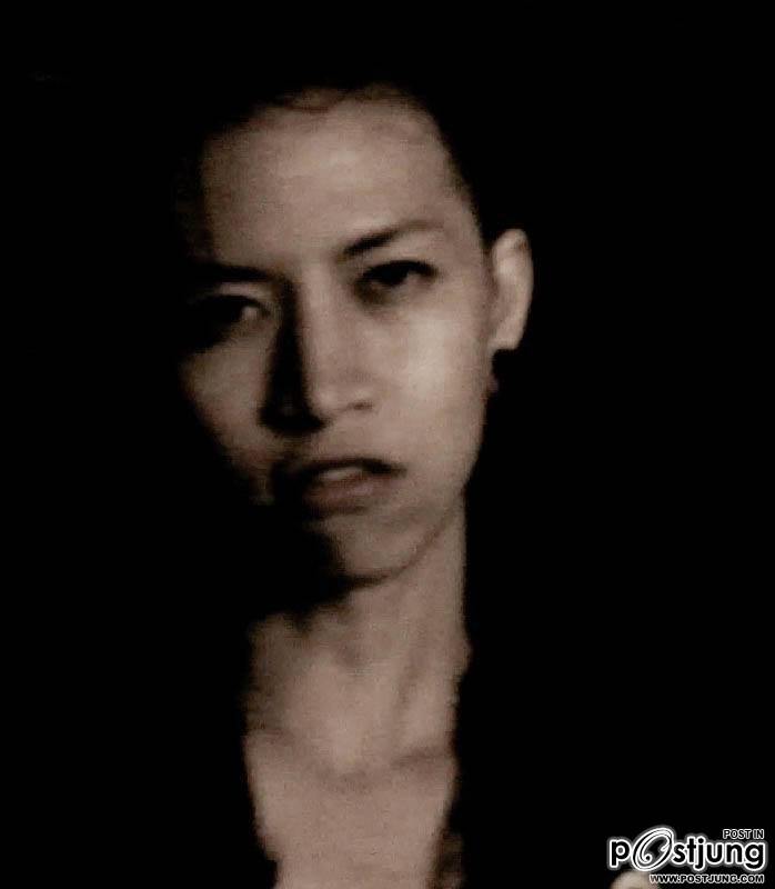 มือกีต้าร์สุดหล่อ น่ารัก จากวง เอทฟลอร์ "8thfloor"