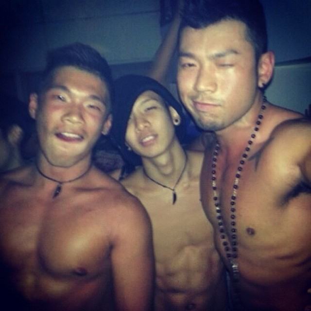 เลือก กลับบ้านกัน