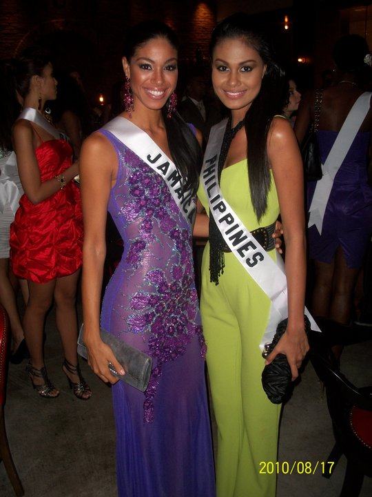Yendi Philips @ Miss Universe 2010