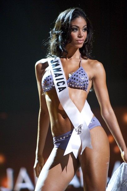 Yendi Philips @ Miss Universe 2010