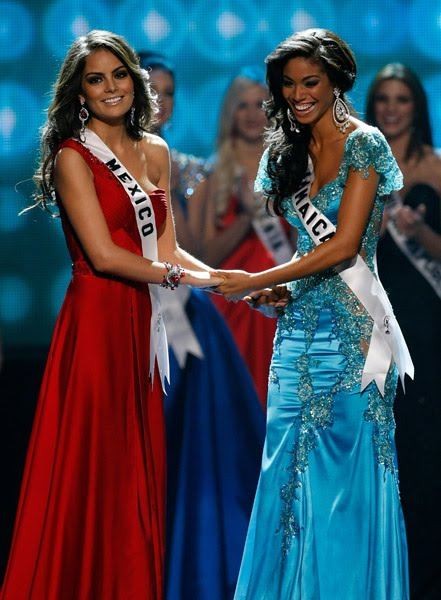 Yendi Philips @ Miss Universe 2010