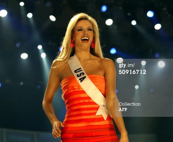 Shandi Finnessey @ Miss Universe 2004
