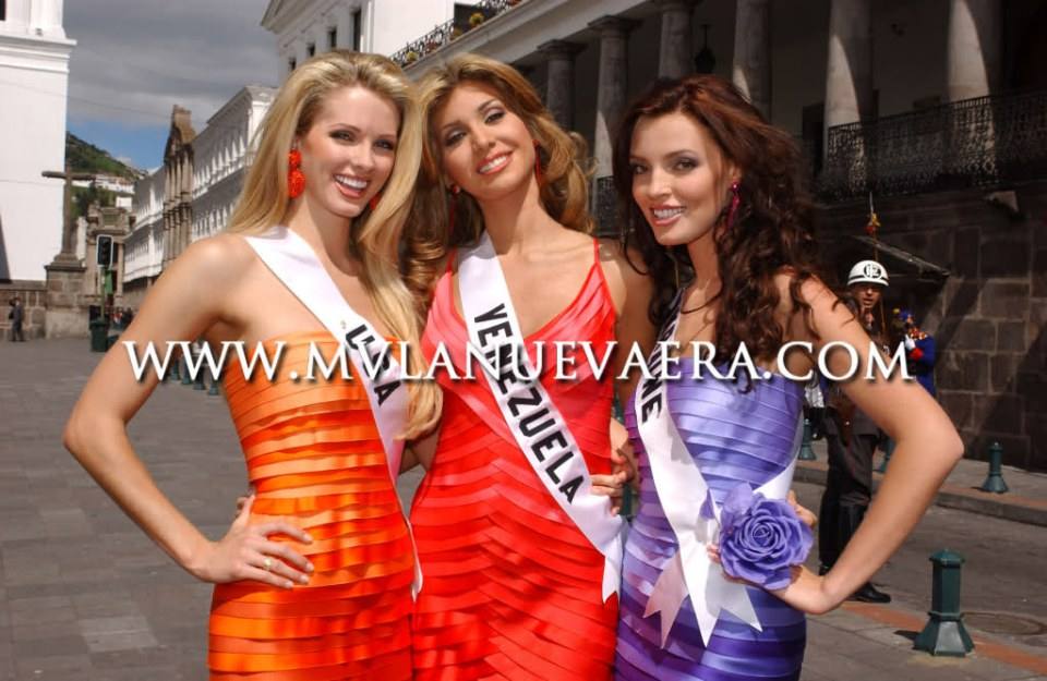 Shandi Finnessey @ Miss Universe 2004