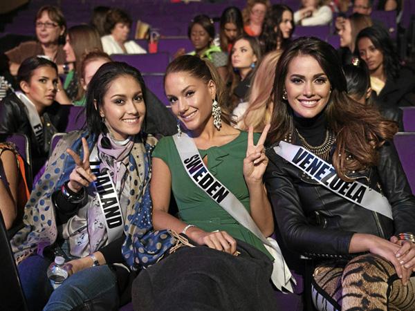 Nutpimon Farida Waller @ Miss Universe 2012
