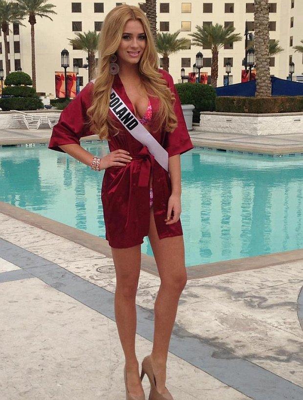 Marcelina Zawadzka @ Miss Universe 2012