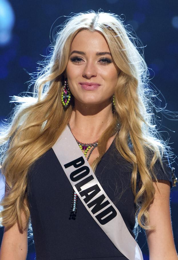 Marcelina Zawadzka @ Miss Universe 2012