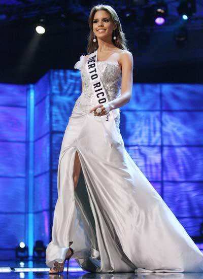 Mayra Matos @ Miss Universe 2009