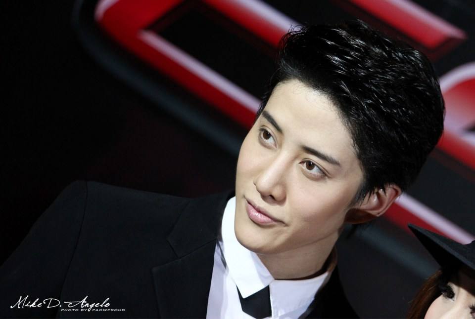 ไมค์-พิรัช  Grand Opening New Presenter Toyota Corolla Altis Esport