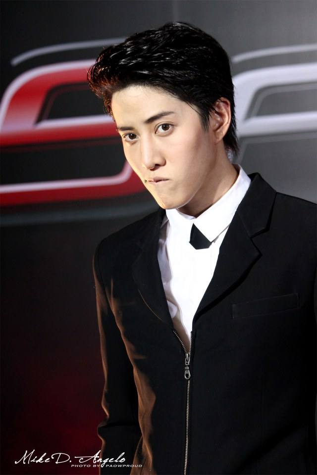 ไมค์-พิรัช  Grand Opening New Presenter Toyota Corolla Altis Esport