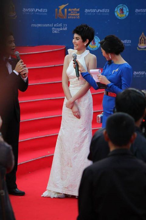 เม้าท์ ให้แชท์ ปีนี้ ใหม่ ดาวิกา อาจได้ ไปเดิน พรมแดง เมืองคานส์