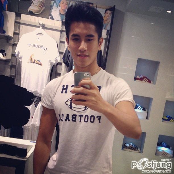 EDWIN TSUI ตี๋ในสเป๊กมากกก