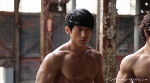 ถอดโชว์เรือนร่าง 433