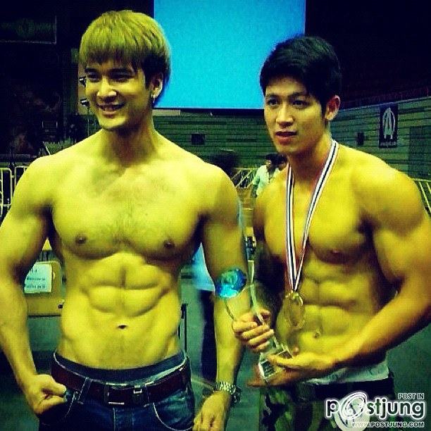 ถอดโชว์เรือนร่าง 444