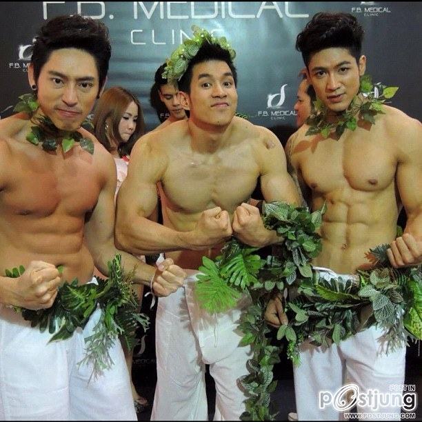 ถอดโชว์เรือนร่าง 444