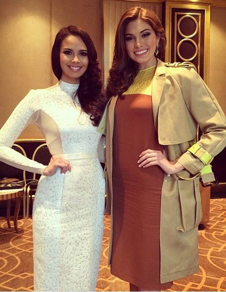 Miss Universe 2013 ปะทะ Miss World 2013