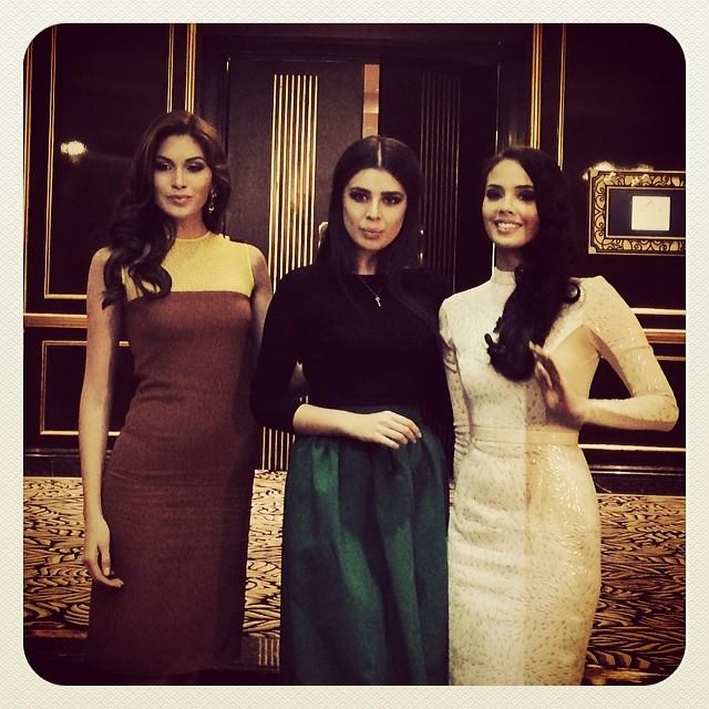 Miss Universe 2013 ปะทะ Miss World 2013