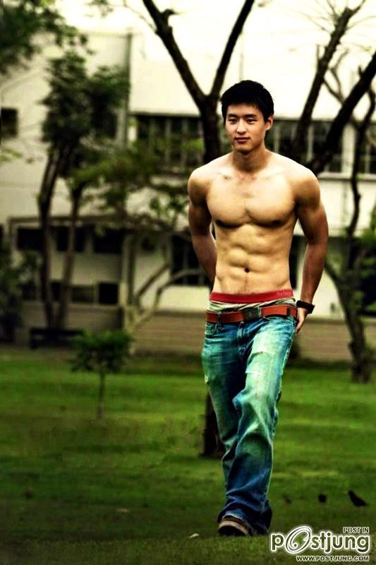 ยีนส์พวกนี้สวย  น่าสวมกอด เอ๊ย น่าสวมใส่ดีนะครับ @บารวี 106