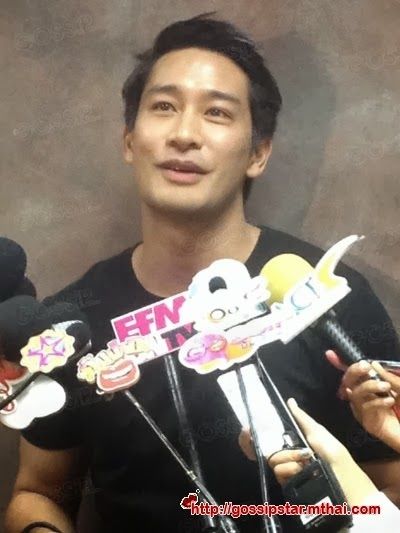 ป้อง ณวัฒน์