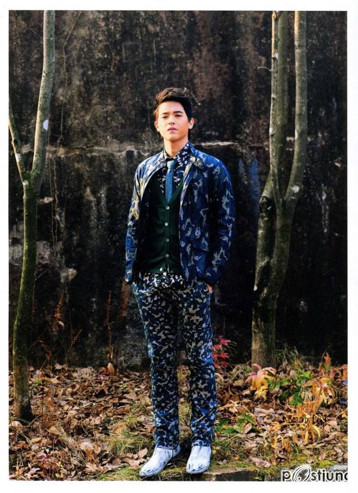 (Scan) Photobook JAMES JI UP CLOSE AND PERSONAL IN KOREA