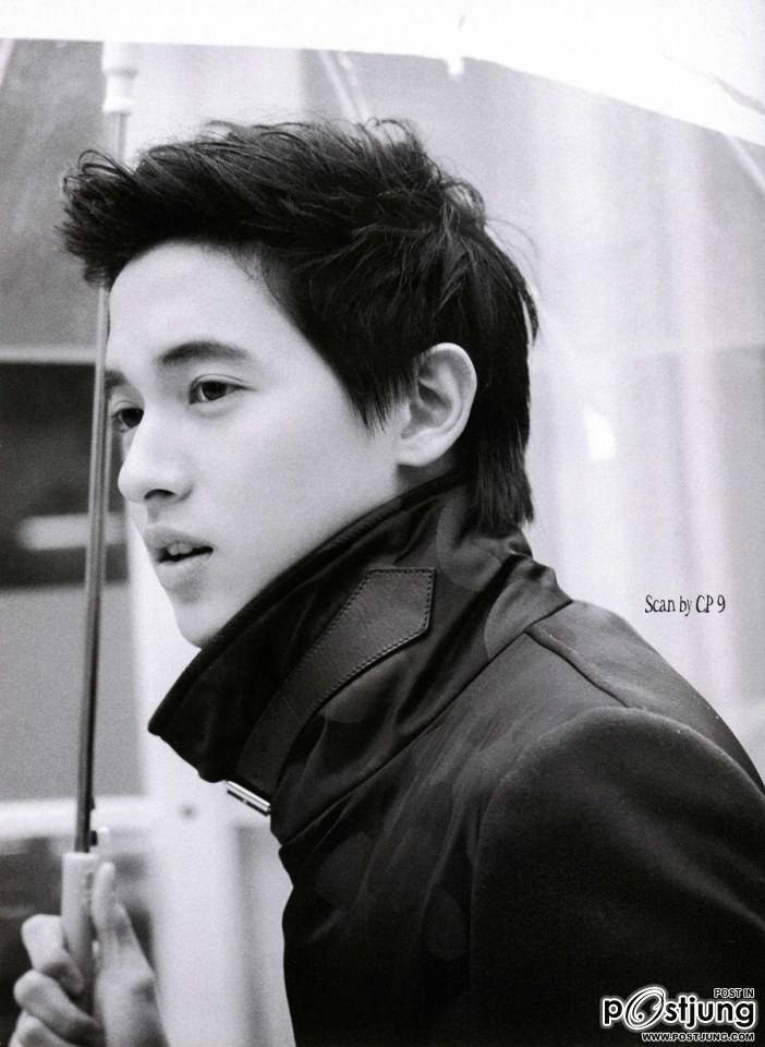 (Scan) Photobook JAMES JI UP CLOSE AND PERSONAL IN KOREA