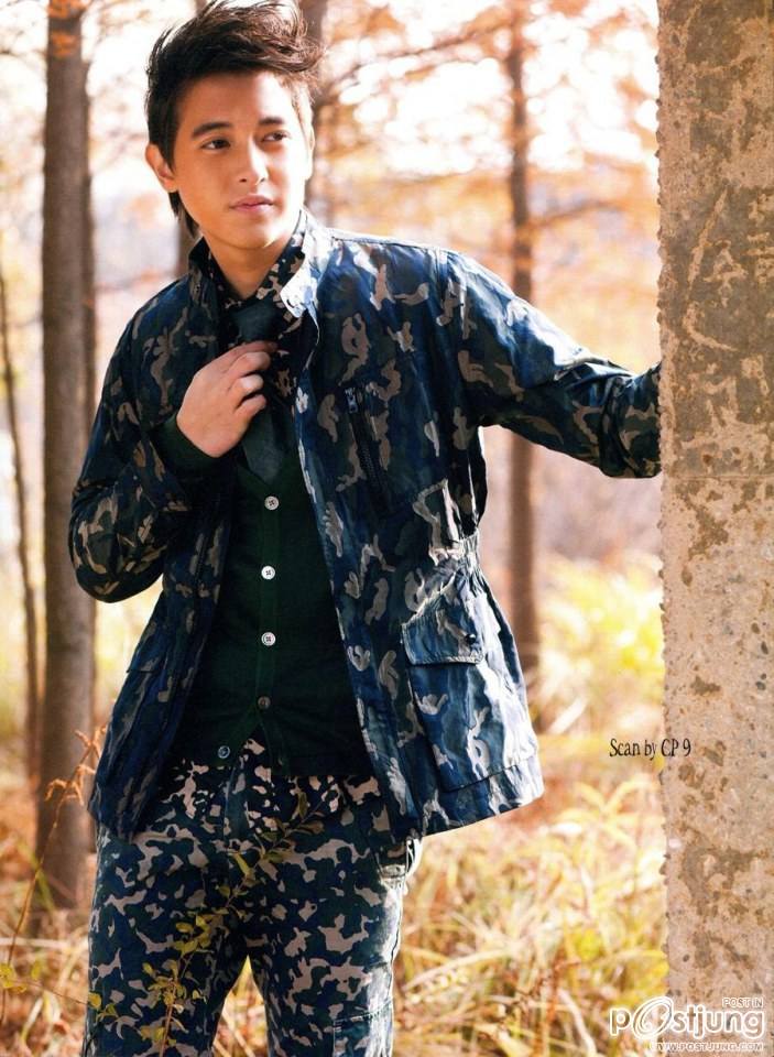 (Scan) Photobook JAMES JI UP CLOSE AND PERSONAL IN KOREA