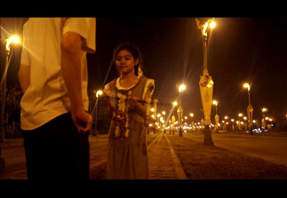 เบื้องหลังภาพยนตร์ "เดอะบอยอินเดอะดาร์คมูน"