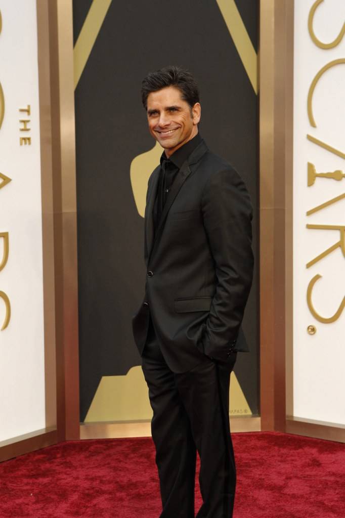 จัดเต็มกับภาพเหล่าดาราคนดังในชุดหรูเริ่ดบนพรมแดงงาน oscar ครั้งที่86 ที่เพิ่งผ่านไปสดๆร้อนๆจ้า (1)