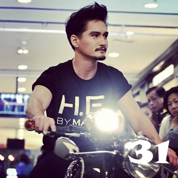 มาดูอายุดาราชายกันดีกว่า