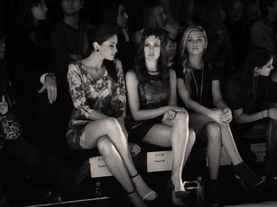 นางงามจักรวาล 2013 @Mercedes-Benz Fashion Week 2014