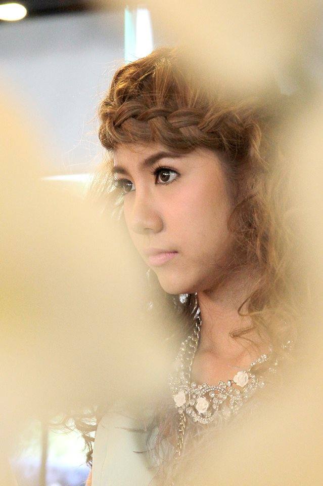 เอสเธอร์ สุปรีย์ลีลา @ C.Life Free Magazine issue 22  February 2014