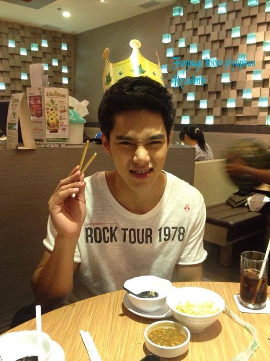 หล่อทะลุถึงหัวใจแท้ๆ  [  บูม ปิยพันธ์ ขำกฤษ ] สุดที่ฮักของข้อย