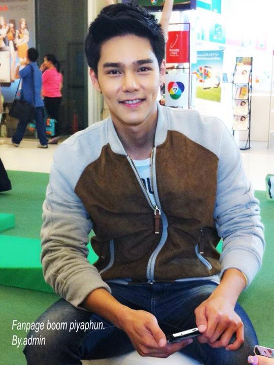 หล่อทะลุถึงหัวใจแท้ๆ  [  บูม ปิยพันธ์ ขำกฤษ ] สุดที่ฮักของข้อย
