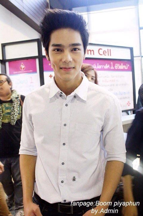 หล่อทะลุถึงหัวใจแท้ๆ  [  บูม ปิยพันธ์ ขำกฤษ ] สุดที่ฮักของข้อย