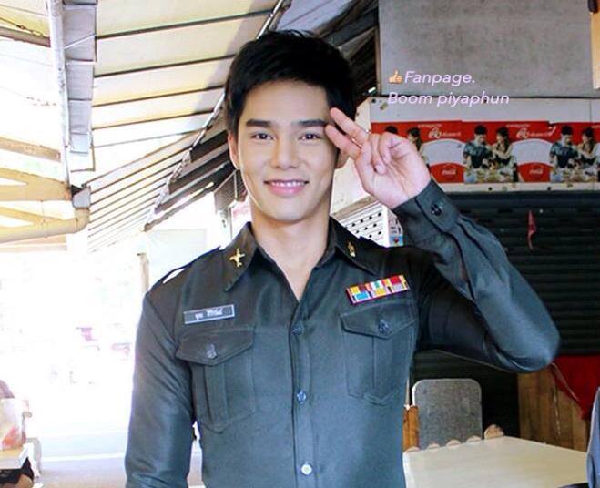 หล่อทะลุถึงหัวใจแท้ๆ  [  บูม ปิยพันธ์ ขำกฤษ ] สุดที่ฮักของข้อย