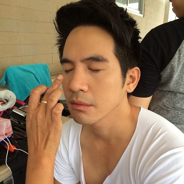 อ๊าย กรี๊ด! คุณพิศุทธิ์แต๋วแตก(ปล. เป็นแค่ฉากหนึ่งที่โป๊ปต้องปลอมตัวเป็นกะเทยใน รักออกฤทธิ์ จ้า 555)