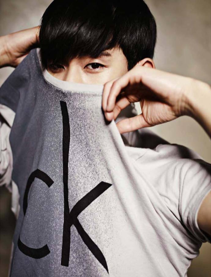 Kim Soo Hyun @ Esquire Korea March 2014
