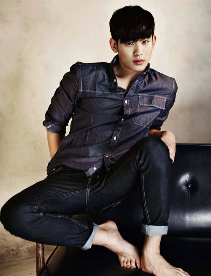 Kim Soo Hyun @ Esquire Korea March 2014
