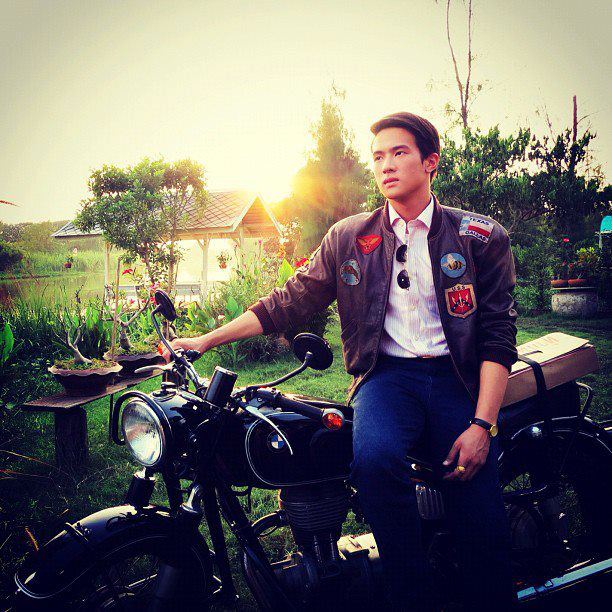 เจมส์ มาร์
