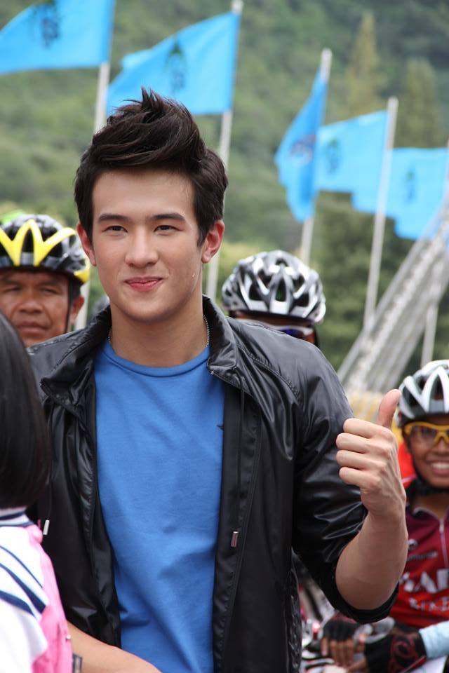 เจมส์ มาร์