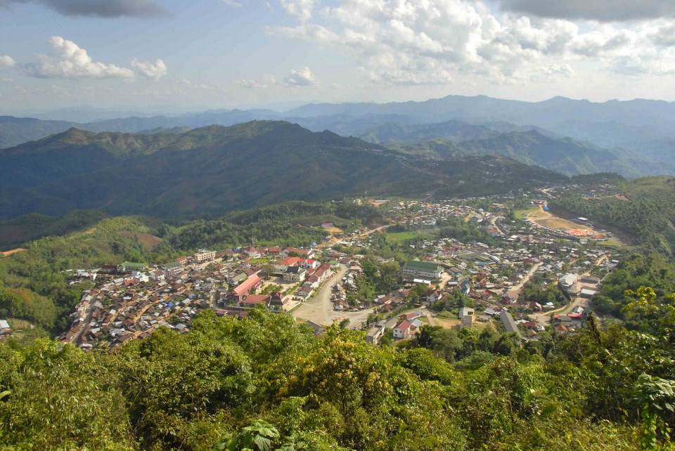 พงสาลีเมืองลาว
