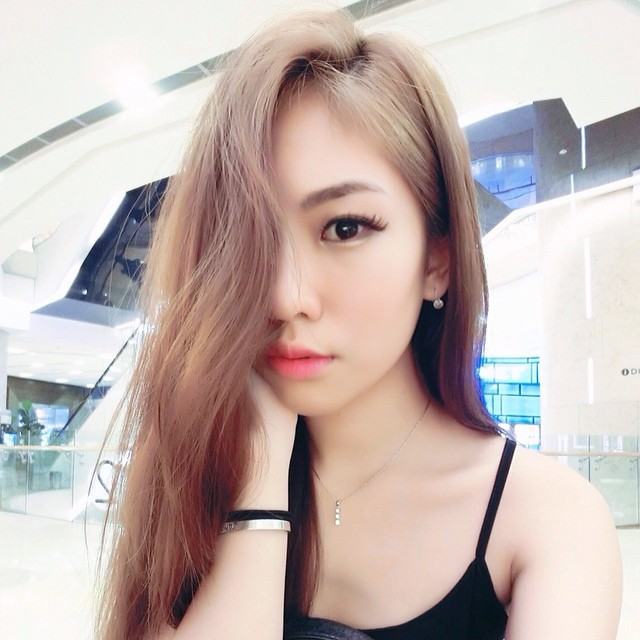 มายด์ มาริสา สาวยิ้มหวานจากธรรมศาสตร์