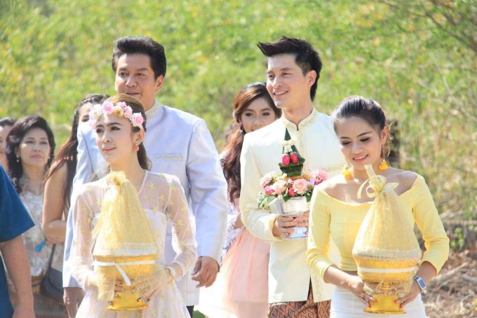 เจ้าบ่าวคนนี้ หล่อ ขนาดไหนดูเอาเอง #เจ้าสาวสลาตัน