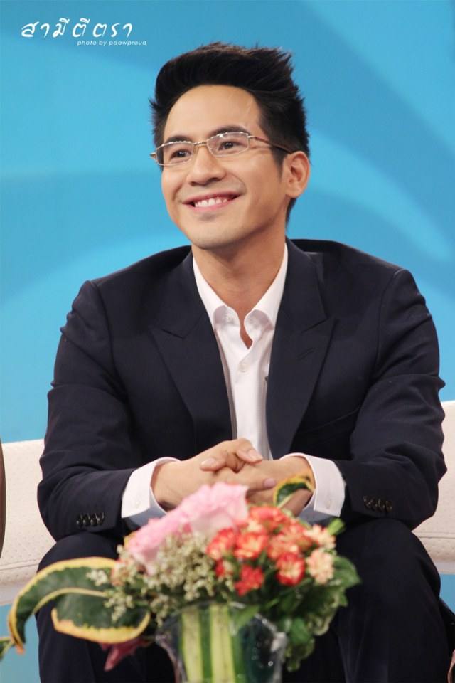โป๊ป ธนวรรธน์ , พลอย เฌอมาลย์ & จุ๋ย วรัทยา @ รายการทูไนท์โชว์ (10-3-14)