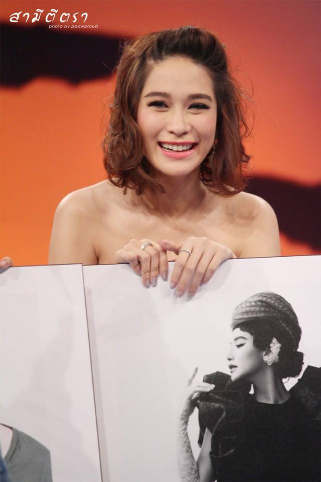 โป๊ป ธนวรรธน์ , พลอย เฌอมาลย์ & จุ๋ย วรัทยา @ รายการทูไนท์โชว์ (10-3-14)
