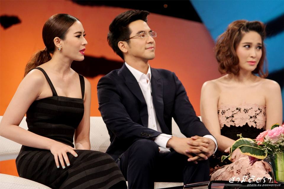 โป๊ป ธนวรรธน์ , พลอย เฌอมาลย์ & จุ๋ย วรัทยา @ รายการทูไนท์โชว์ (10-3-14)
