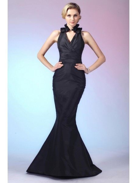 รวมชุดราตรีสีดำสุดหรู Evening Gowns 3